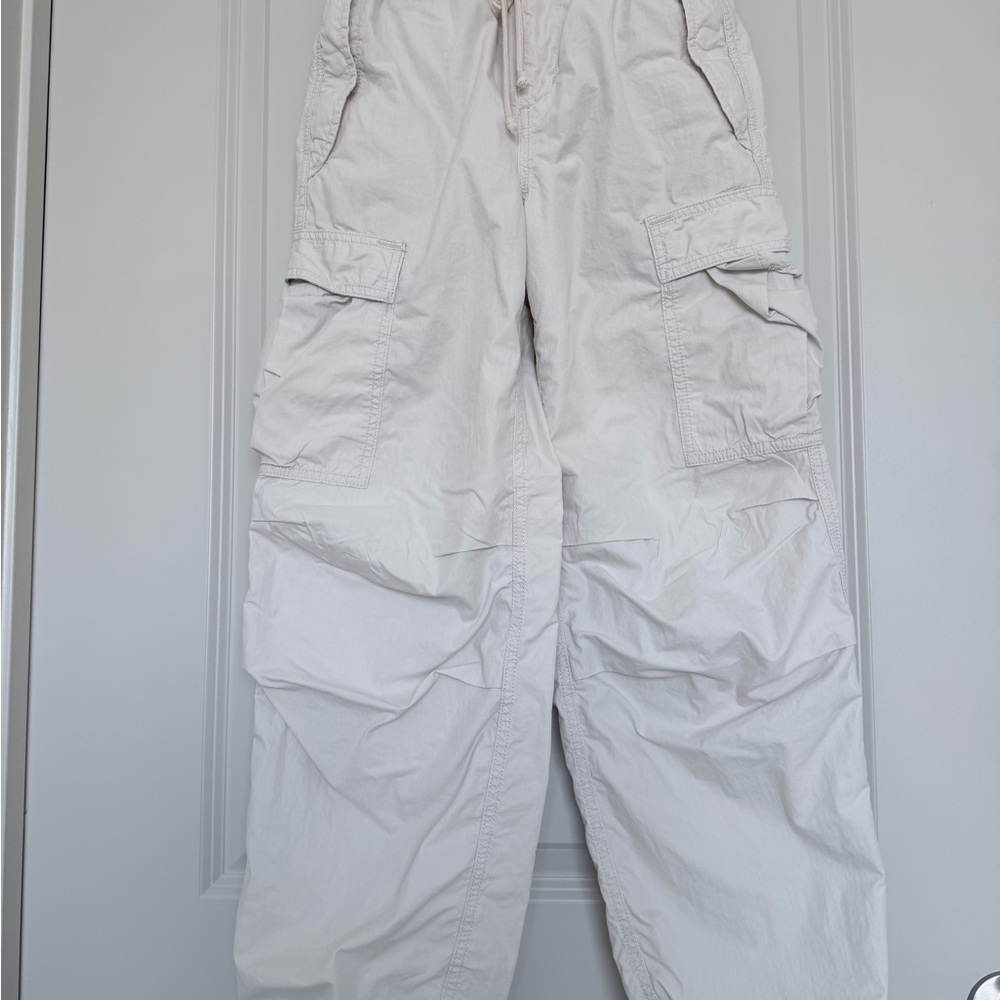 Aritzia TNA Women's Squad Pocket Parachute Pant
